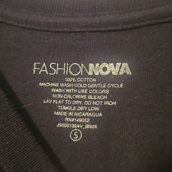 Fashion Nova woman men adultn Evolution M or S - Picture 3 of 6